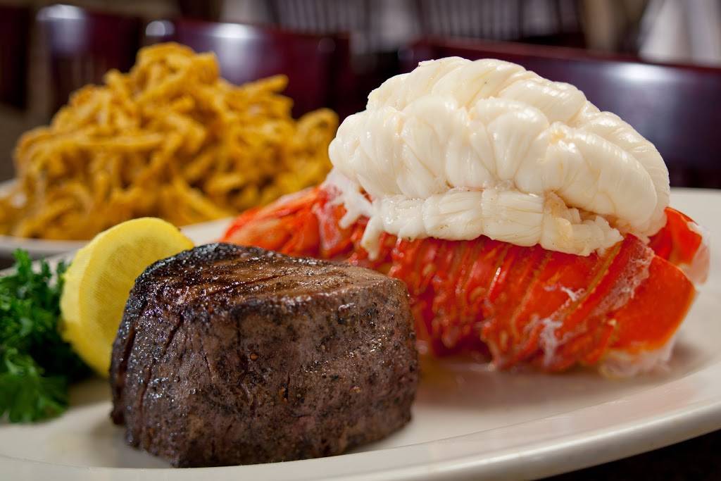 Mahogany Prime Steakhouse | restaurant | 13665 California St, Omaha, NE 68154, USA | 4024454380 OR +1 402-445-4380