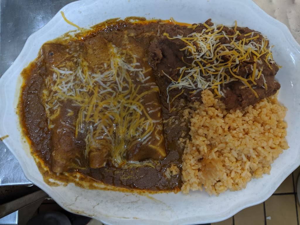 The Pepper Restaurant | restaurant | 1735 24th St, Port Huron, MI 48060, USA | 8106623090 OR +1 810-662-3090