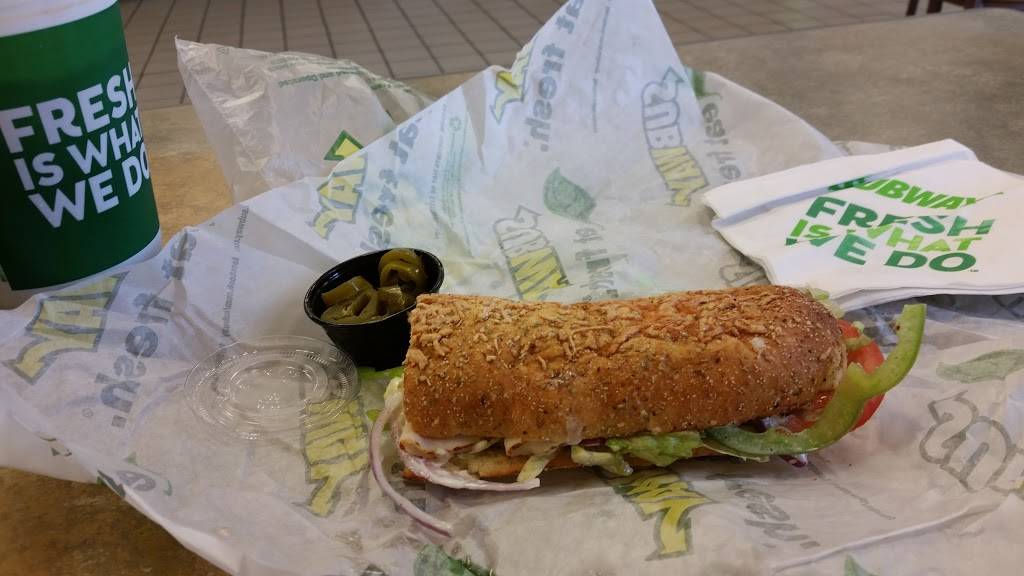 Subway | restaurant | 1499 S Dixie Hwy, Lantana, FL 33462, USA | 5615706173 OR +1 561-570-6173