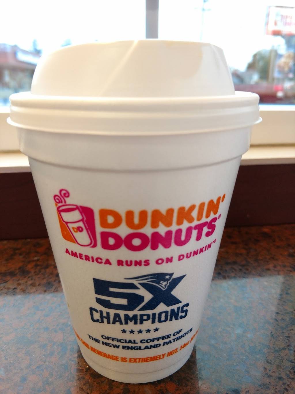 Dunkin | bakery | 720 Main St, East Greenwich, RI 02818, USA | 4018849677 OR +1 401-884-9677