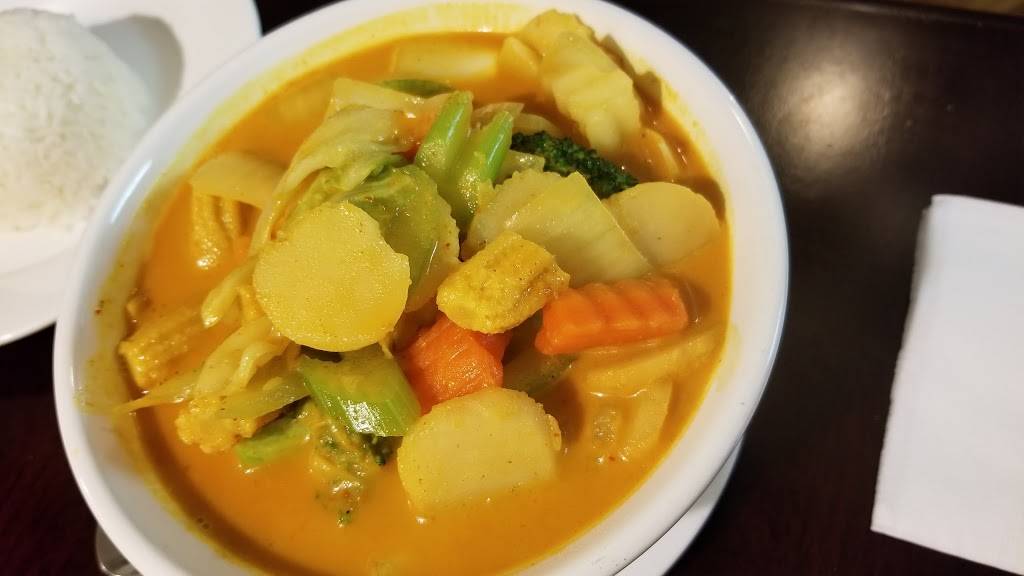 Thai Basil Restaurant | restaurant | 3042, 1423 E Noble Ave, Visalia, CA 93292, USA | 5597328881 OR +1 559-732-8881