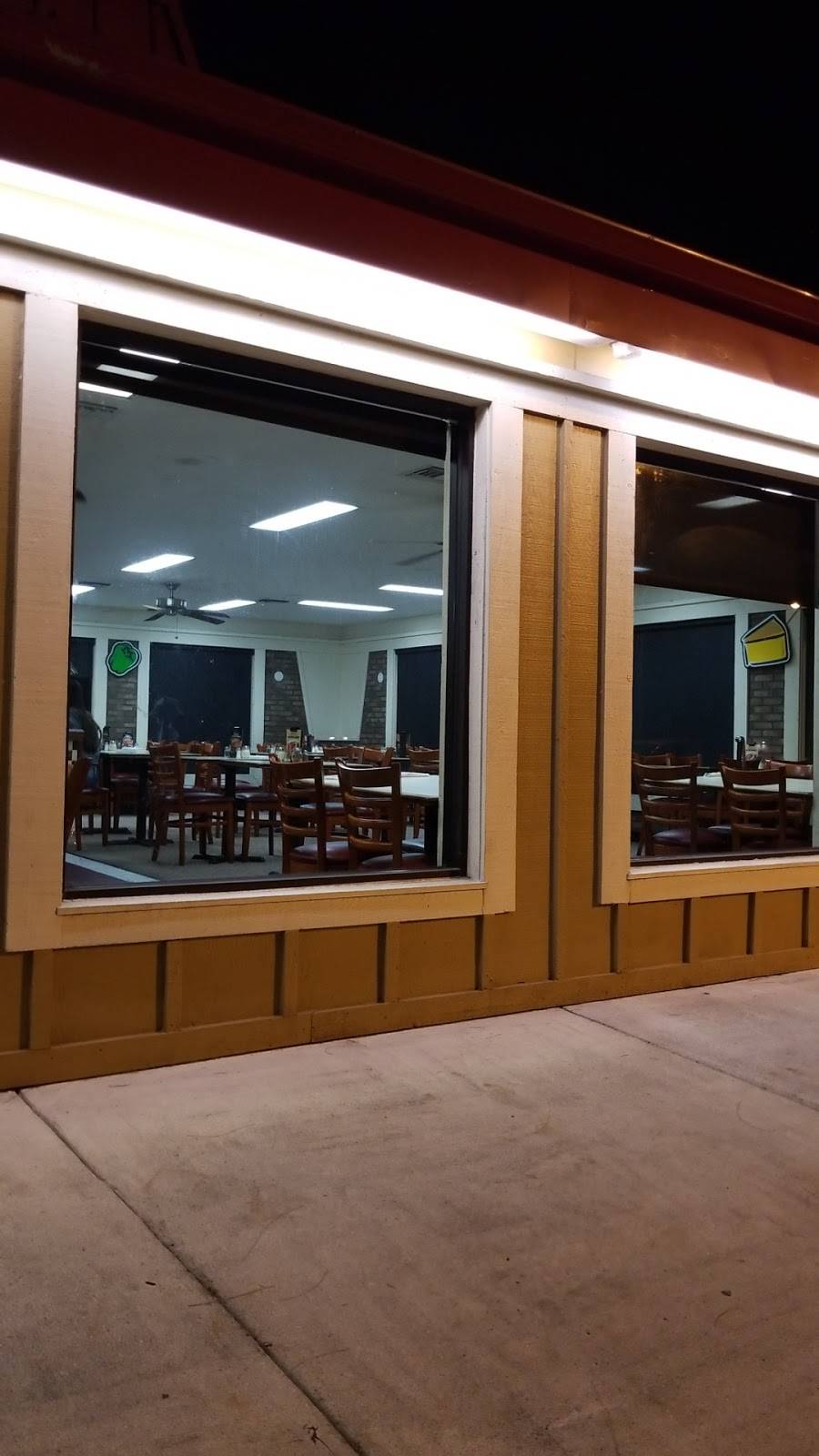 Pizza Hut | meal delivery | 2800 S Congress Ave, Lake Worth, FL 33461, USA | 5619656857 OR +1 561-965-6857