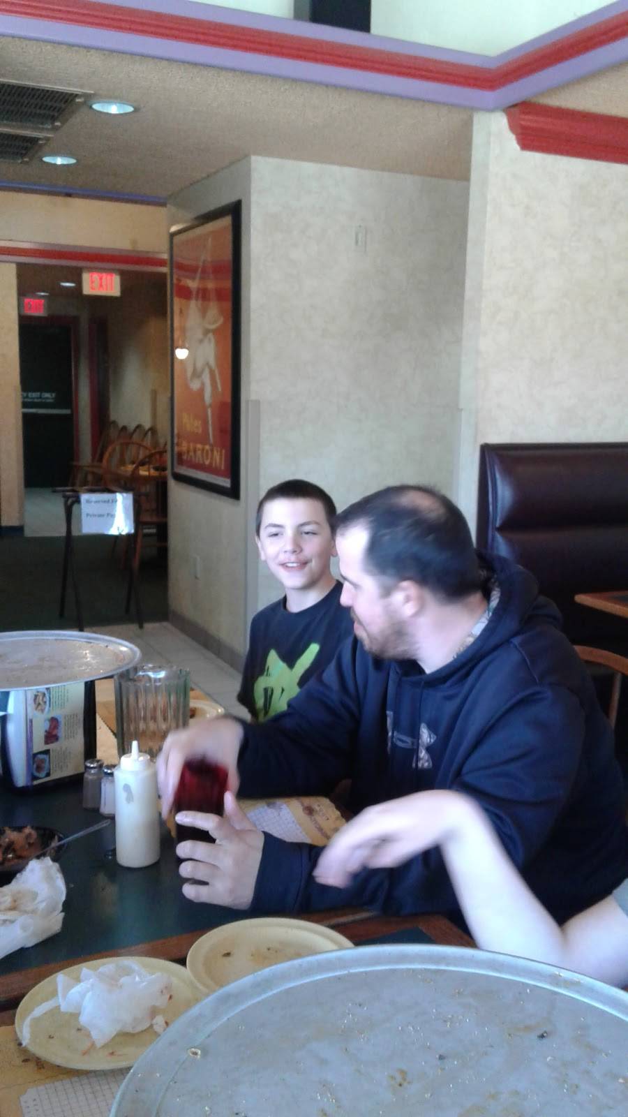 Monicals Pizza of Pontiac | restaurant | 311 Historic U.S. 66, Pontiac, IL 61764, USA | 8158442660 OR +1 815-844-2660