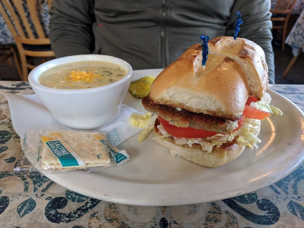 Halfway House Restaurant/Rv Pk | restaurant | 41 Brinnon Ln, Brinnon, WA 98320, USA | 3607964715 OR +1 360-796-4715