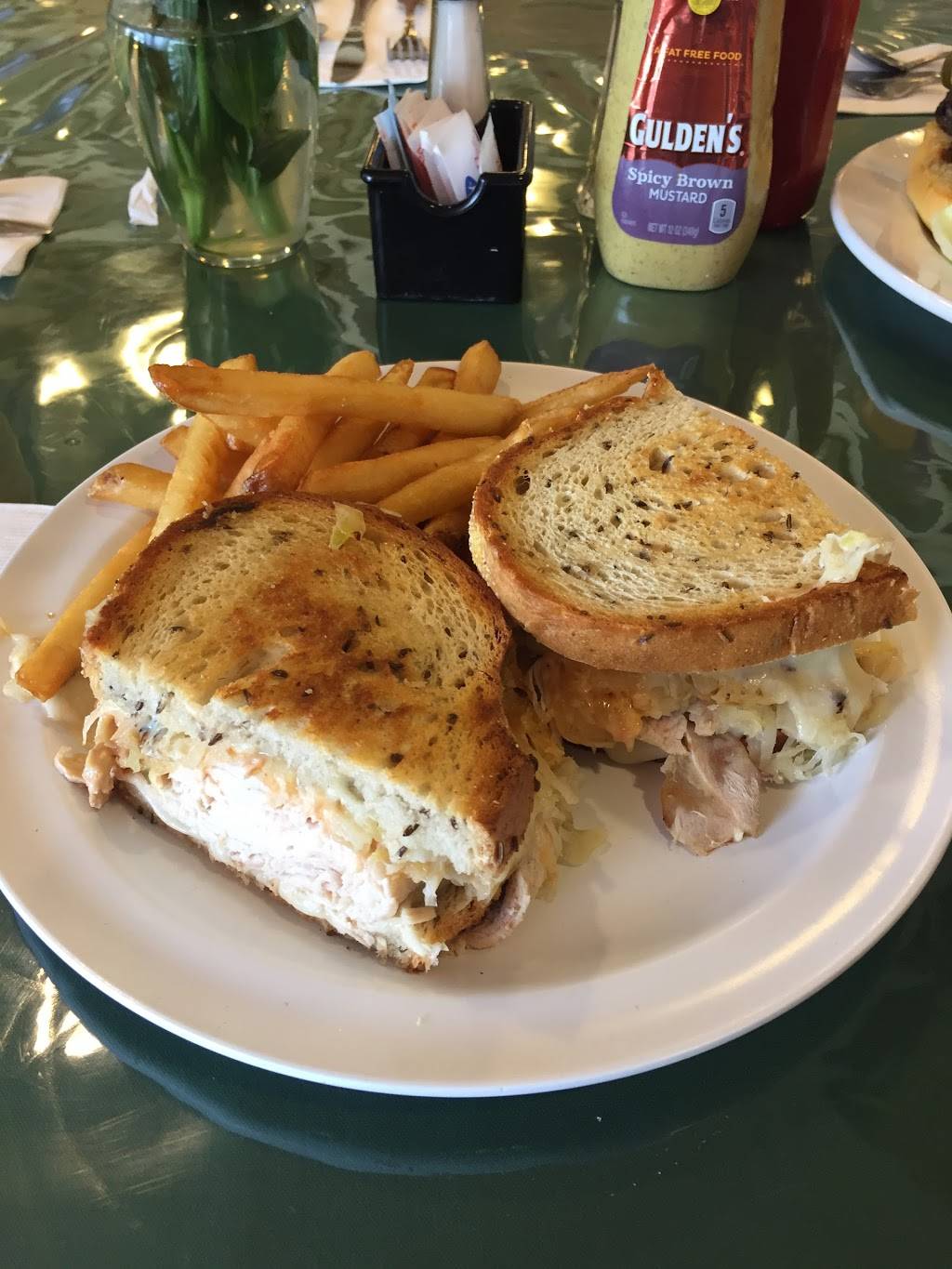 Chef Anthonys Restaurant | restaurant | La Mer Condominium, 1890 S Ocean Dr, Hallandale Beach, FL 33009, USA | 9544548833 OR +1 954-454-8833