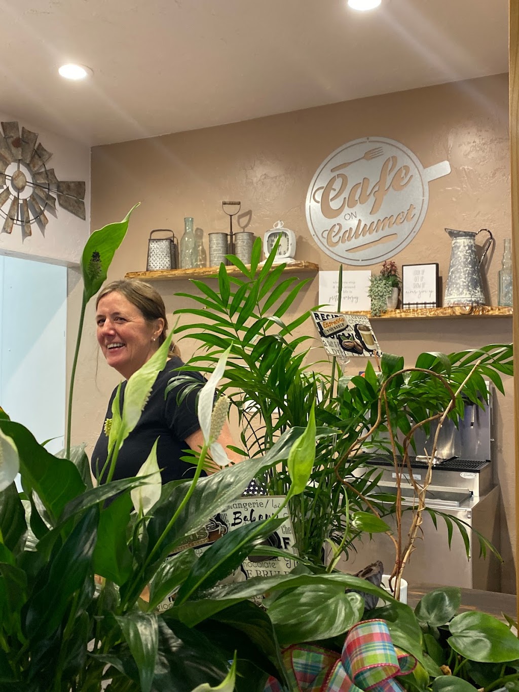 Cafe on Calumet | restaurant | 911 Calumet Ave, Kiel, WI 53042, USA | 9202866444 OR +1 920-286-6444