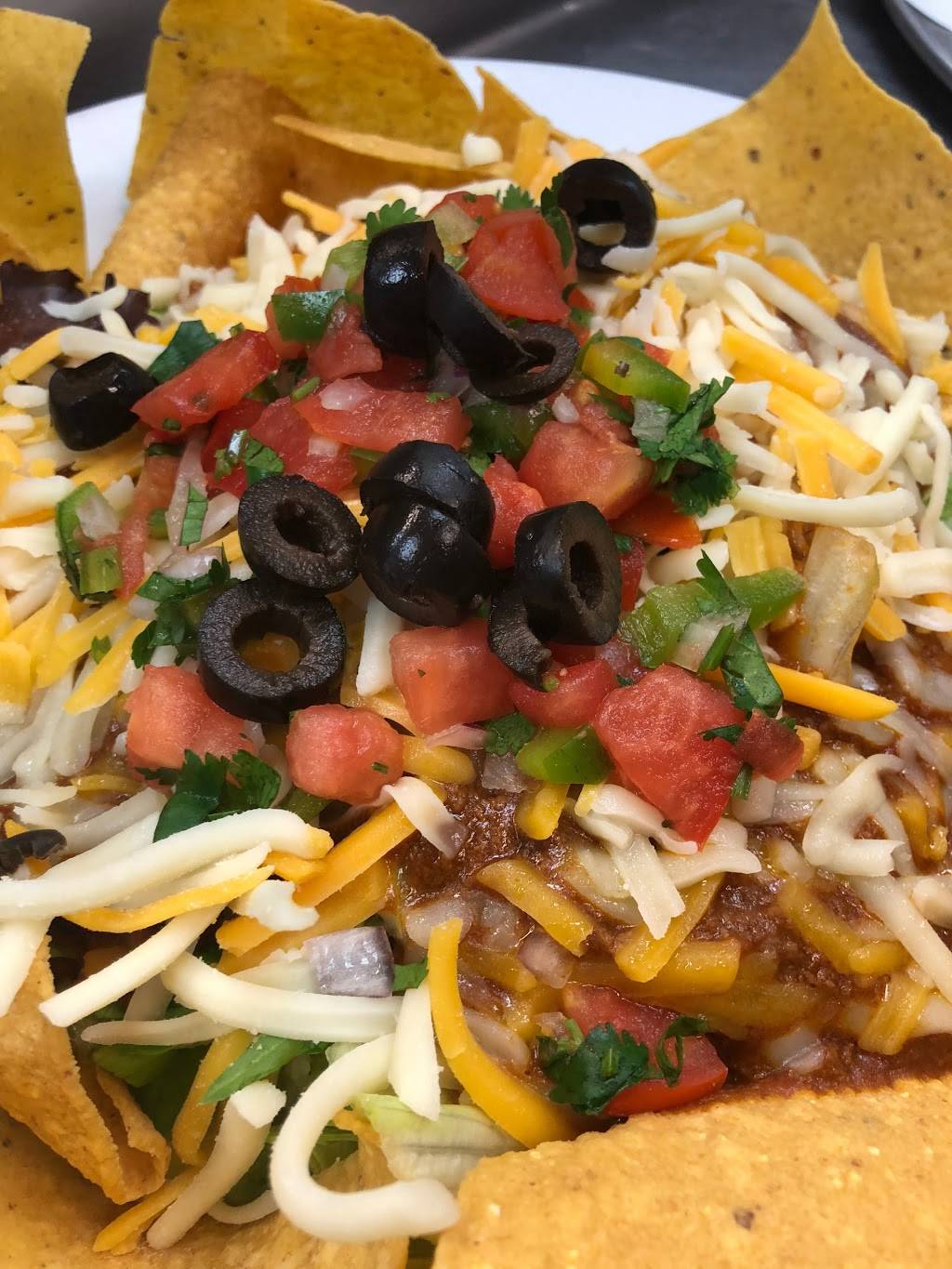 Stevie Tomatos Sports Page | restaurant | 15215 Collier Blvd #303, Naples, FL 34119, USA | 2393524233 OR +1 239-352-4233