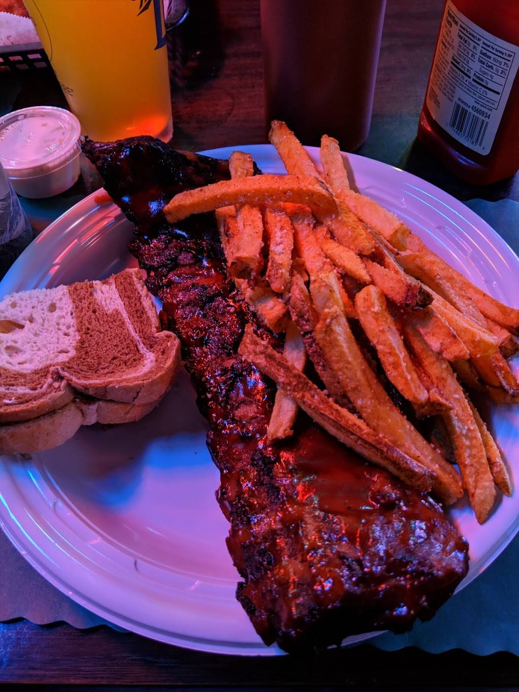 Oh Dennis Saloon & Charcoal House | restaurant | 4301 Douglas Ave, Racine, WI 53402, USA | 2626811715 OR +1 262-681-1715