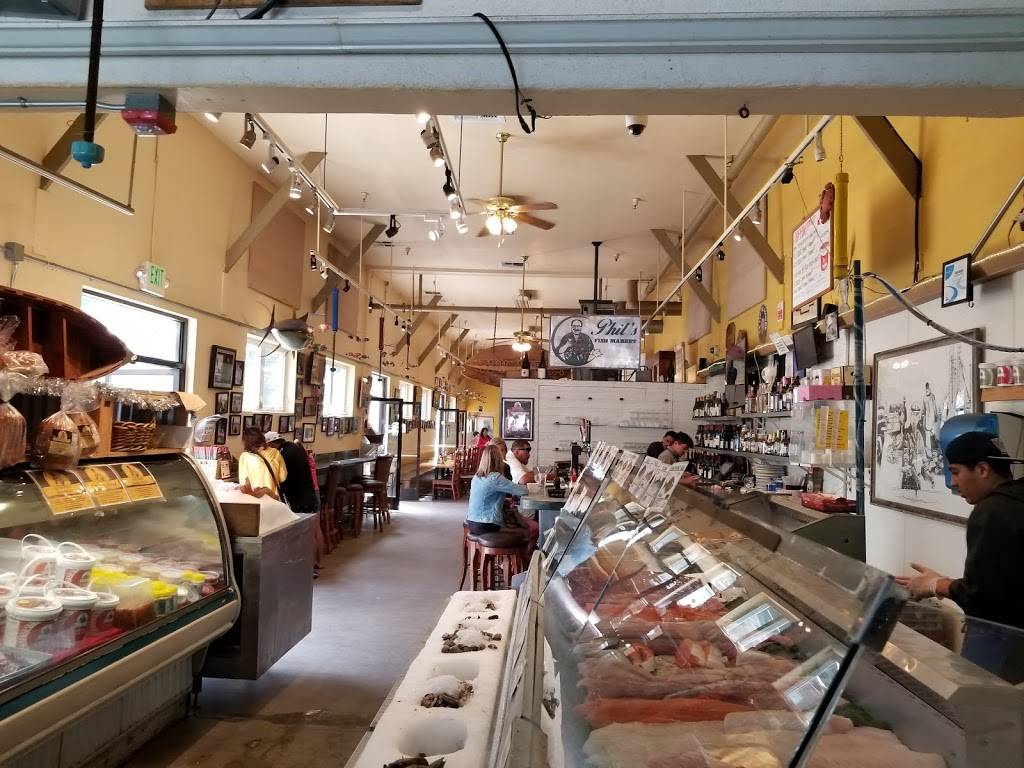 Phils Fish Market & Eatery | restaurant | 7600 Sandholdt Rd, Moss Landing, CA 95039, USA | 8316332152 OR +1 831-633-2152