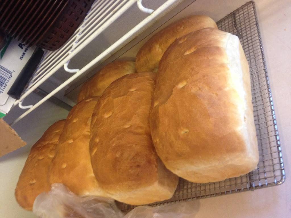 Riverview Inn | restaurant | 3172 N Riverside Dr, Saukville, WI 53080, USA | 2622840411 OR +1 262-284-0411