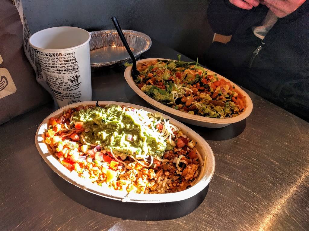 Chipotle Mexican Grill | restaurant | 1013 W Lincoln Hwy Ste A, DeKalb, IL 60115, USA | 8157563715 OR +1 815-756-3715