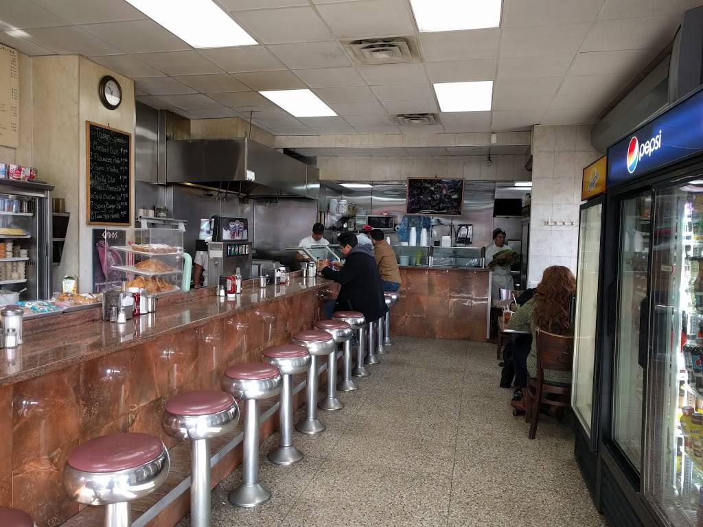 Annas Cafe | cafe | 2925 Avenue I, Brooklyn, NY 11210, USA | 7189517617 OR +1 718-951-7617