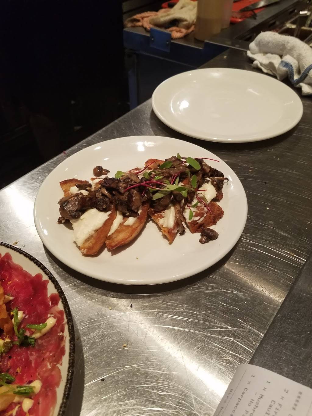 Bird Dog | restaurant | 57649 Murray St, Mattawan, MI 49071, USA | 2696684770 OR +1 269-668-4770