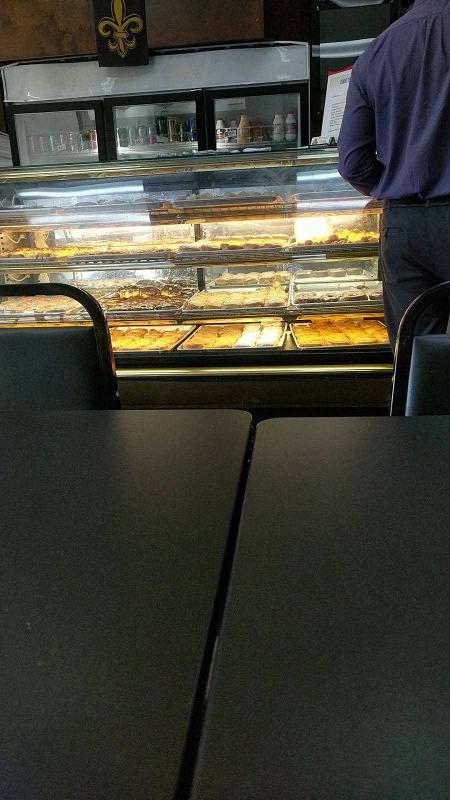 Chriss Donuts | bakery | 7030 Bullard Ave, New Orleans, LA 70128, USA | 5042185814 OR +1 504-218-5814