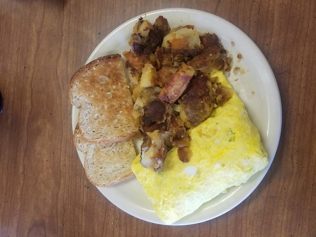 Cooks Cafe | cafe | 1300 N 66th St, Lincoln, NE 68505, USA | 4024661771 OR +1 402-466-1771