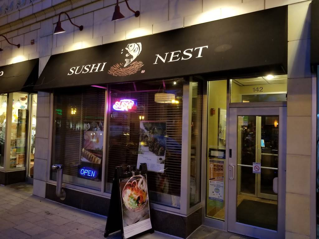 Sushi Nest | restaurant | 142 N York St, Elmhurst, IL 60126, USA | 6308335088 OR +1 630-833-5088