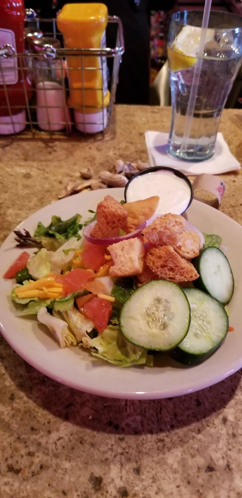 Logans Roadhouse | restaurant | 39605 Ford Rd, Canton, MI 48187, USA | 7348446067 OR +1 734-844-6067