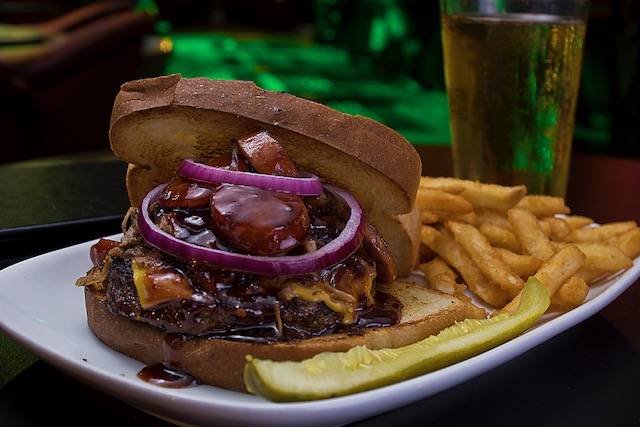 Silver City Cabaret | night club | 7501 N Stemmons Fwy, Dallas, TX 75247, USA | 2146898989 OR +1 214-689-8989