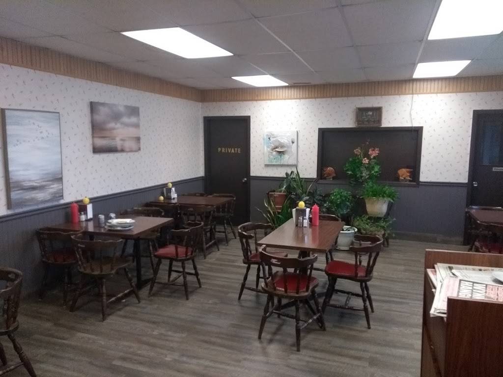 Golden Fish & Chips | restaurant | 388 Main St E, Milton, ON L9T 1P8, Canada | 9058783921 OR +1 905-878-3921