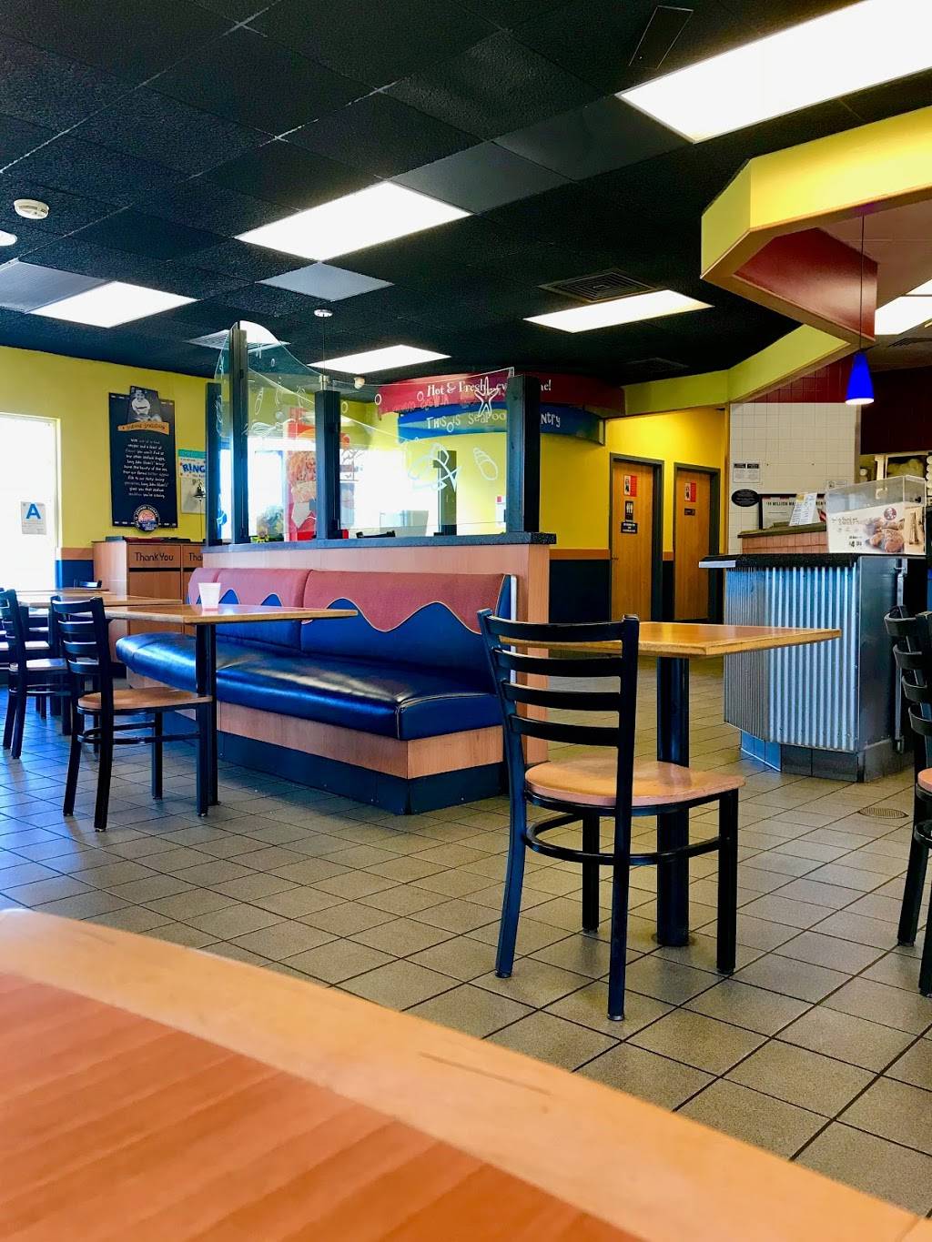 Long John Silvers | restaurant | 1078 Rosecrans Ave, Gardena, CA 90247, USA | 3103249153 OR +1 310-324-9153