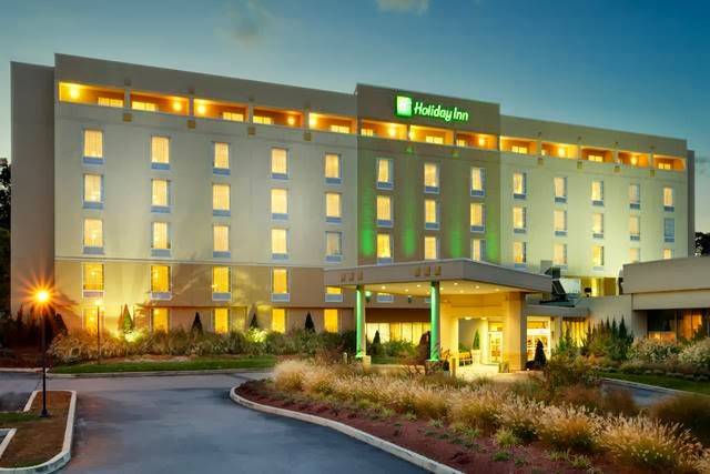 Rendezous Restaurant | restaurant | 10 Laura Blvd, Norwich, CT 06360, USA | 8608895201 OR +1 860-889-5201