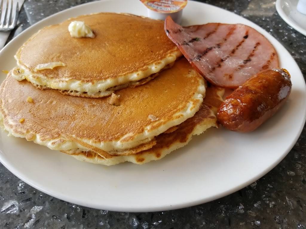 Omega Diner Restaurant | restaurant | 1809 Lakeville Rd, New Hyde Park, NY 11040, USA | 5163544666 OR +1 516-354-4666