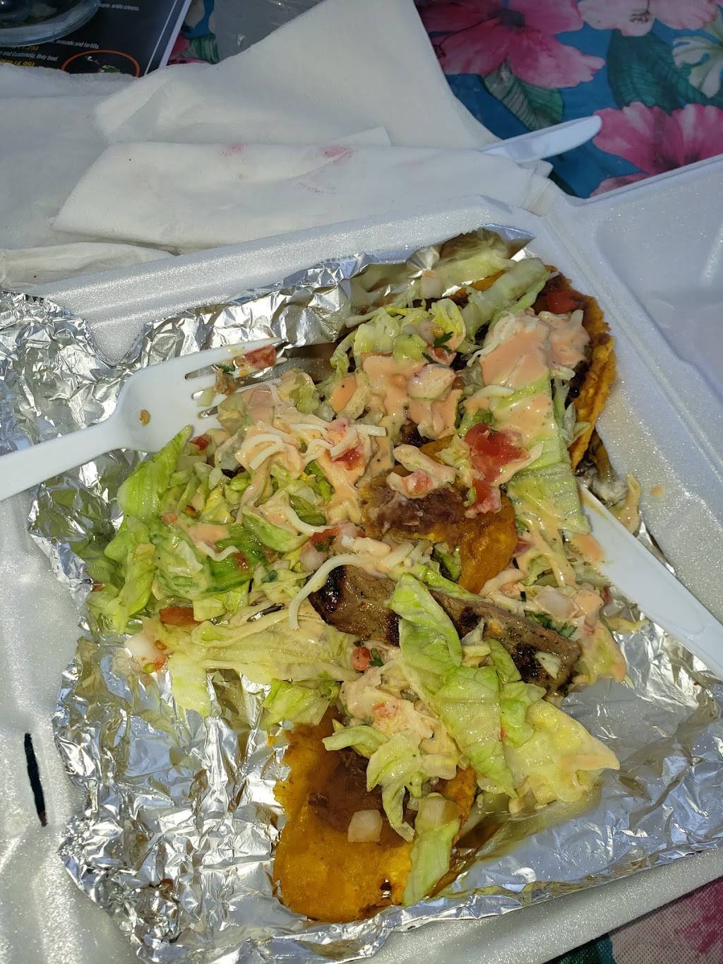 La Cocina de Cris | restaurant | 2104 E Brandon Blvd, Valrico, FL 33594, USA | 8136524233 OR +1 813-652-4233