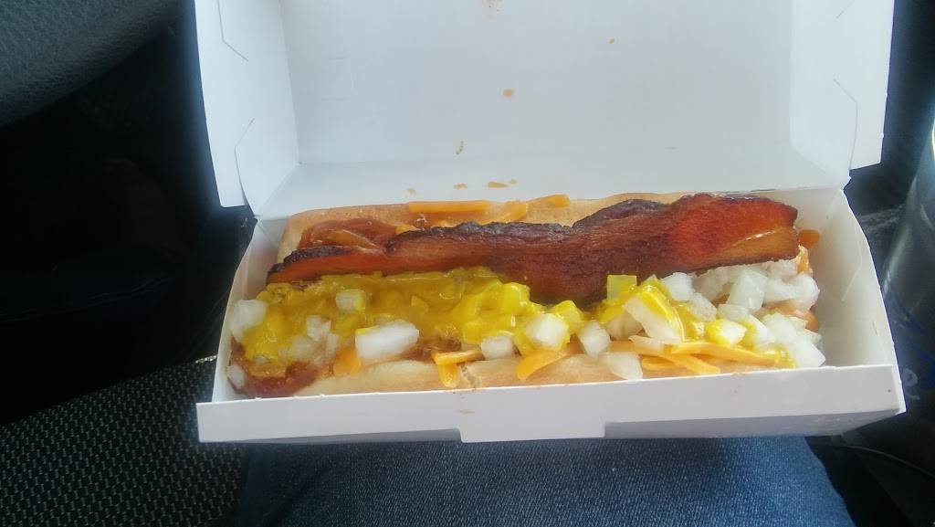 Wienerschnitzel | restaurant | 6050 Folsom Dr, Beaumont, TX 77706, USA | 4093470385 OR +1 409-347-0385