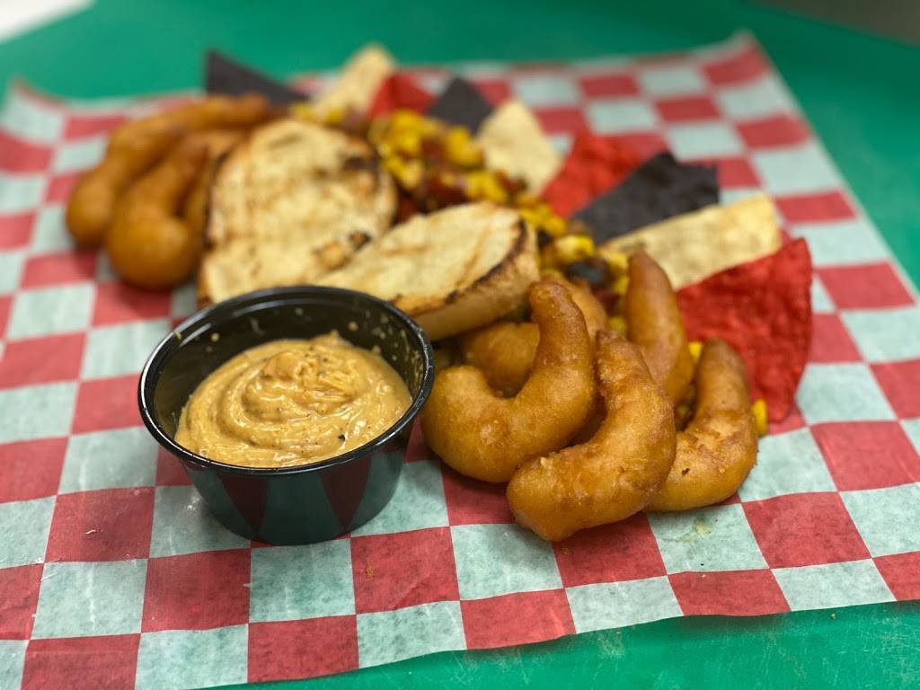 Tanks Pit Stop | restaurant | 5935 E 1015 N, De Motte, IN 46310, USA | 2192510168 OR +1 219-251-0168