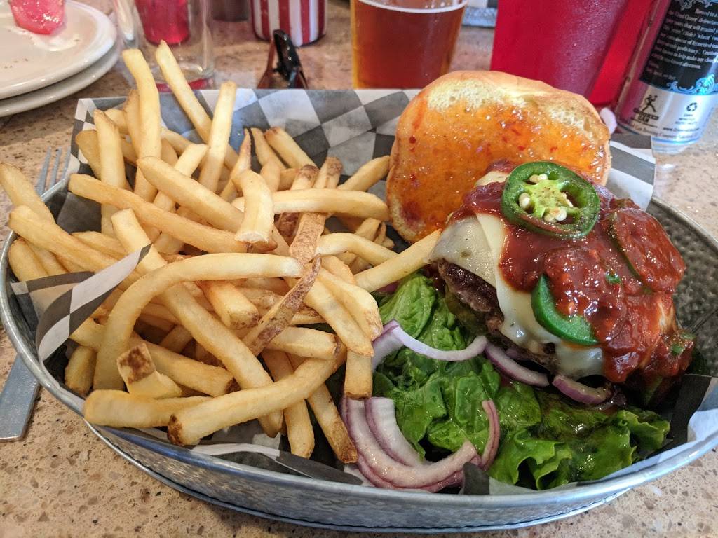 Blue Jacket Grille | restaurant | 5201, 745 Bennett Rd, Orlando, FL 32803, USA | 4078689006 OR +1 407-868-9006