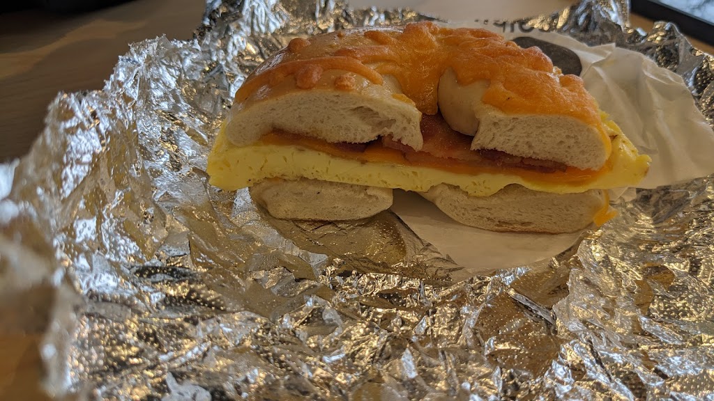 5 Borough Bagels | bakery | 11101 Plum Dr, Urbandale, IA 50322, USA | 5152141837 OR +1 515-214-1837