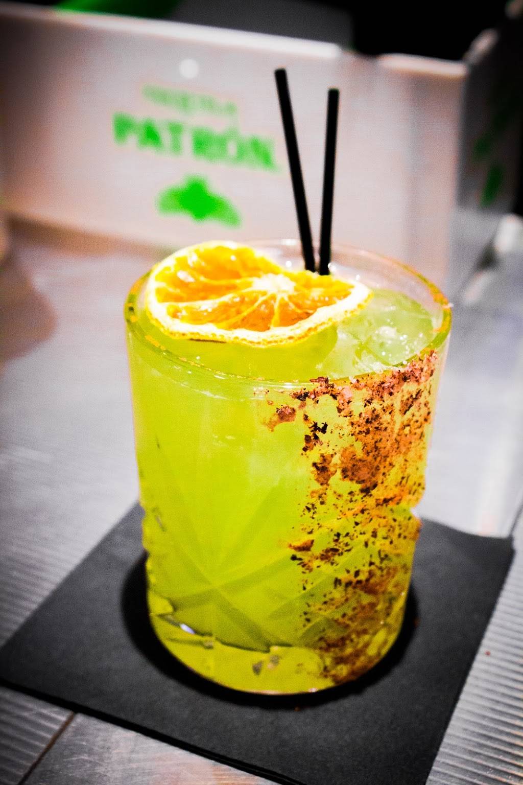 El Jefe Taco Bar | restaurant | 203 Cabot St, Lowell, MA 01854, USA | 9786777599 OR +1 978-677-7599