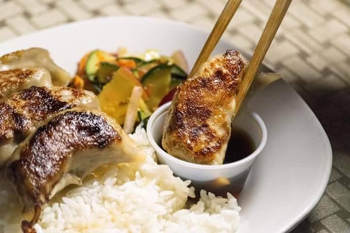 DeHomis | restaurant | 7136 N Lombard St, Portland, OR 97203, USA | 5035720425 OR +1 503-572-0425