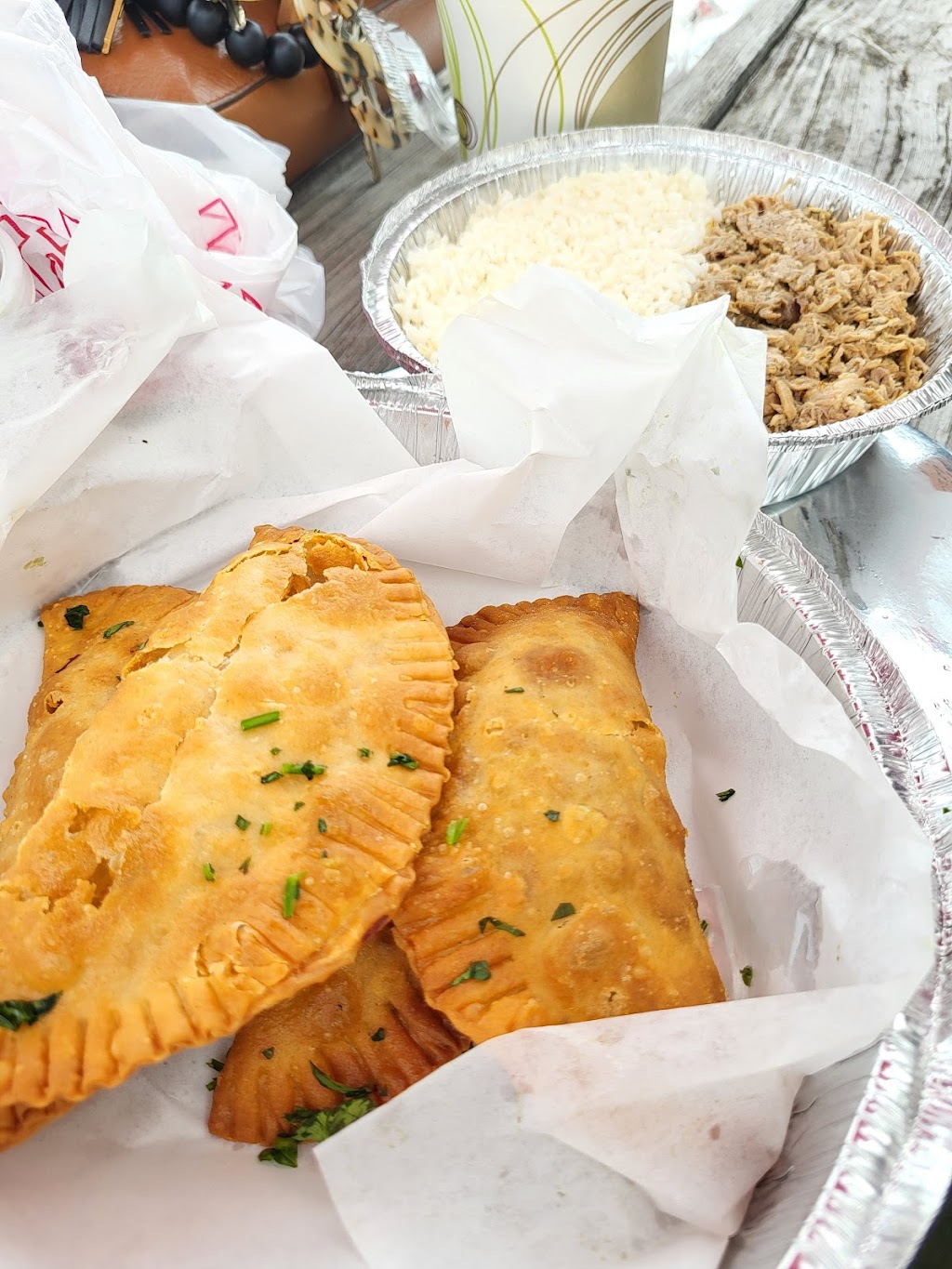 Q’s Corner Café | restaurant | 1900 Rosewood Dr, Columbia, SC 29205, USA | 9083426940 OR +1 908-342-6940