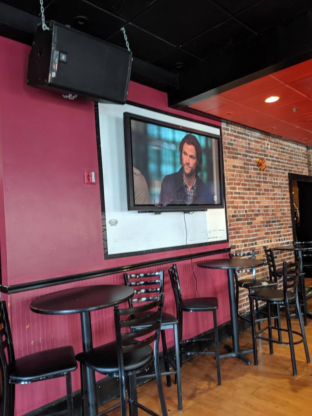 Attika Restaurant Sport Bar | restaurant | 1 Mill St, Lawrence, MA 01840, USA | 9782586178 OR +1 978-258-6178