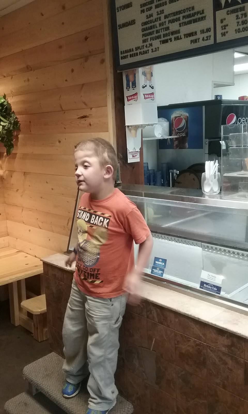 Mann Made | restaurant | 709 Mc Comb Ave, Rib Lake, WI 54470, USA | 7154275050 OR +1 715-427-5050