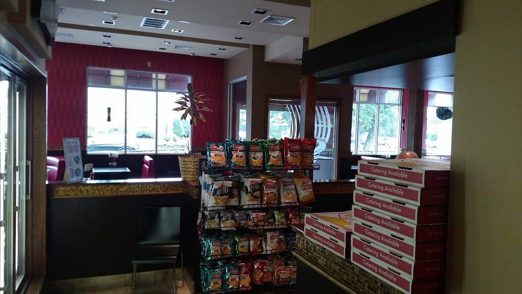 Pats Pizza & Pasta | meal takeaway | 2900 Township Line Rd, Drexel Hill, PA 19026, USA | 6104494900 OR +1 610-449-4900