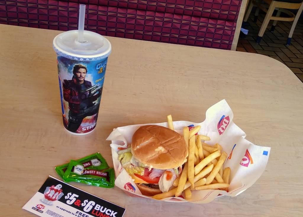 Dairy Queen Grill & Chill | restaurant | 219 N 3rd St, Greenville, IL 62246, USA | 6186644007 OR +1 618-664-4007