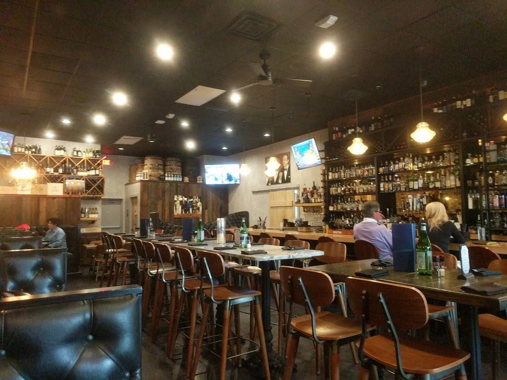 Crave Italian Oven & Bar | restaurant | 5998, 5900 N Kings Hwy, Myrtle Beach, SC 29577, USA | 8432130500 OR +1 843-213-0500