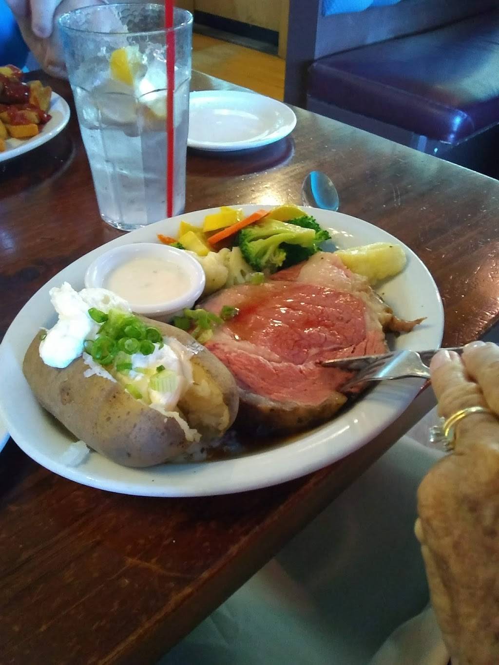 Loading Chute Restaurant and Barn | restaurant | 6350 Webster Rd, Creston, CA 93432, USA | 8052371259 OR +1 805-237-1259