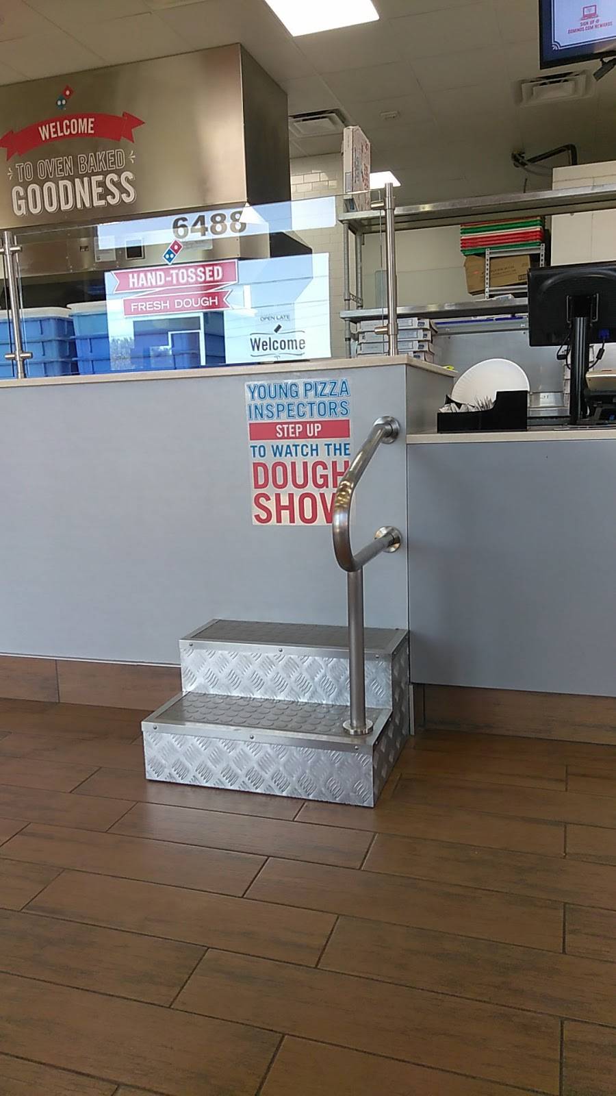 Dominos Pizza | meal delivery | 6488 Ridge Rd, Port Richey, FL 34668, USA | 7278475182 OR +1 727-847-5182