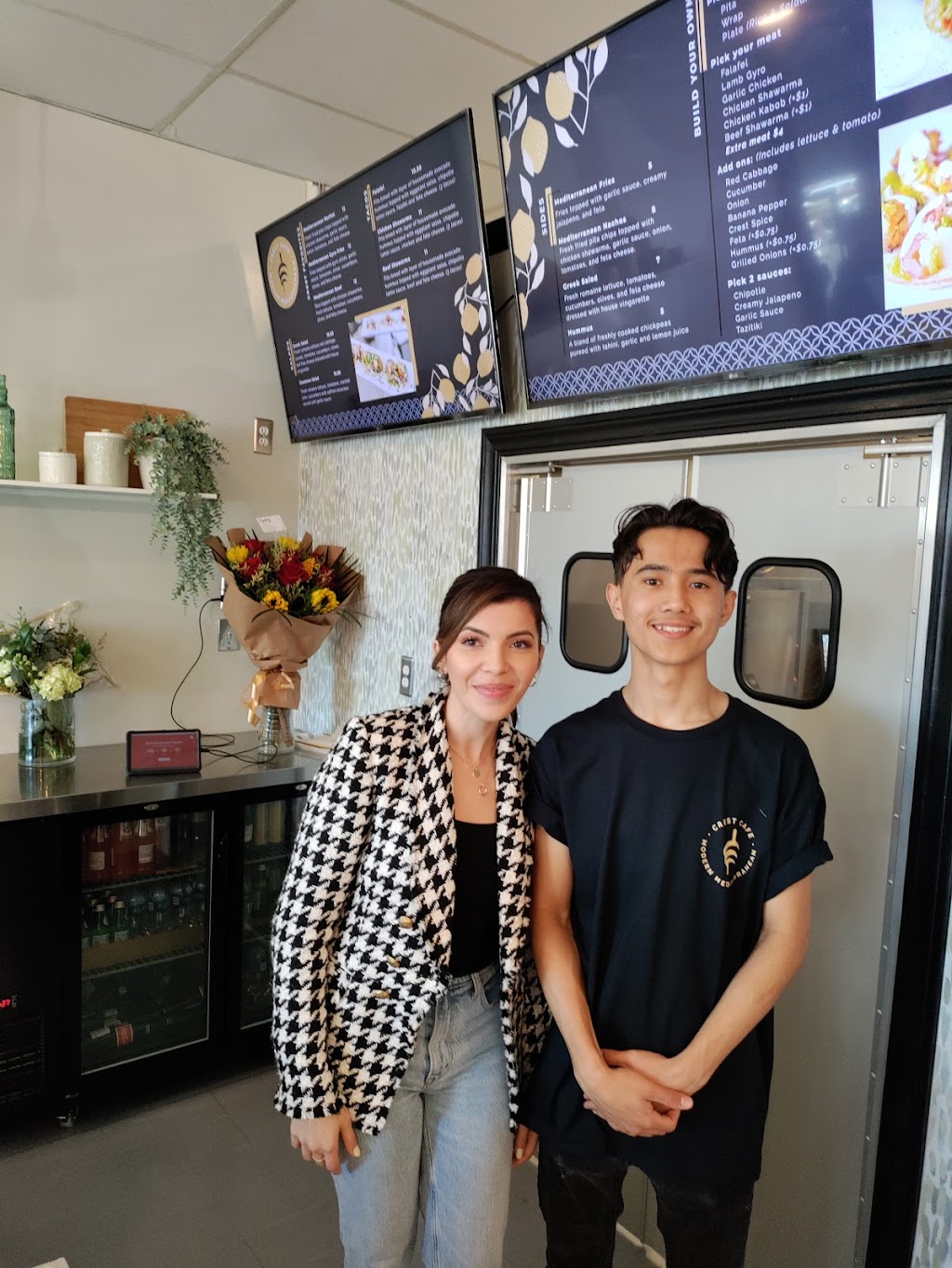 Crest Cafe | restaurant | 8698 Elk Grove Blvd #2, Elk Grove, CA 95624, USA | 9164442722 OR +1 916-444-2722