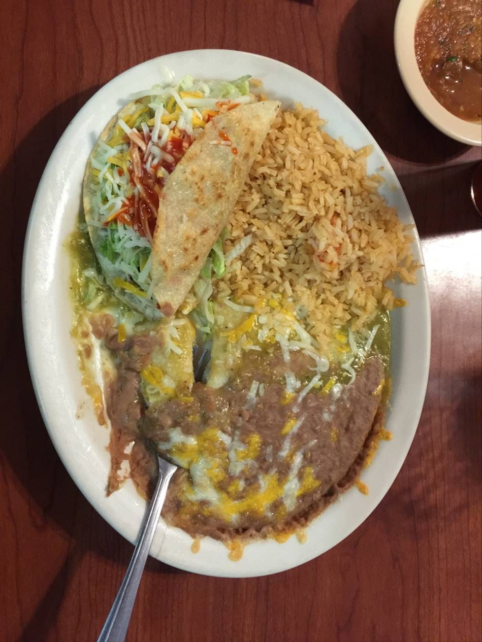 Super Mex | restaurant | 17210 Pacific Coast Hwy, Huntington Beach, CA 92648, USA | 5625924849 OR +1 562-592-4849