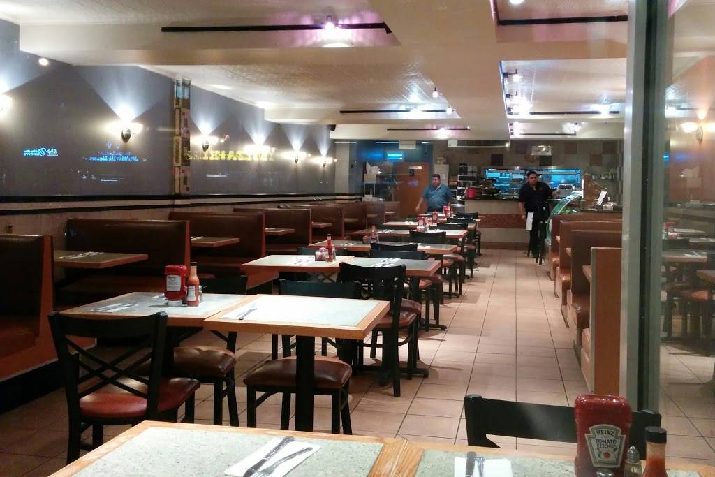 Cooper Town | restaurant | 339 1st Avenue, New York, NY 10003, USA | 2126779287 OR +1 212-677-9287