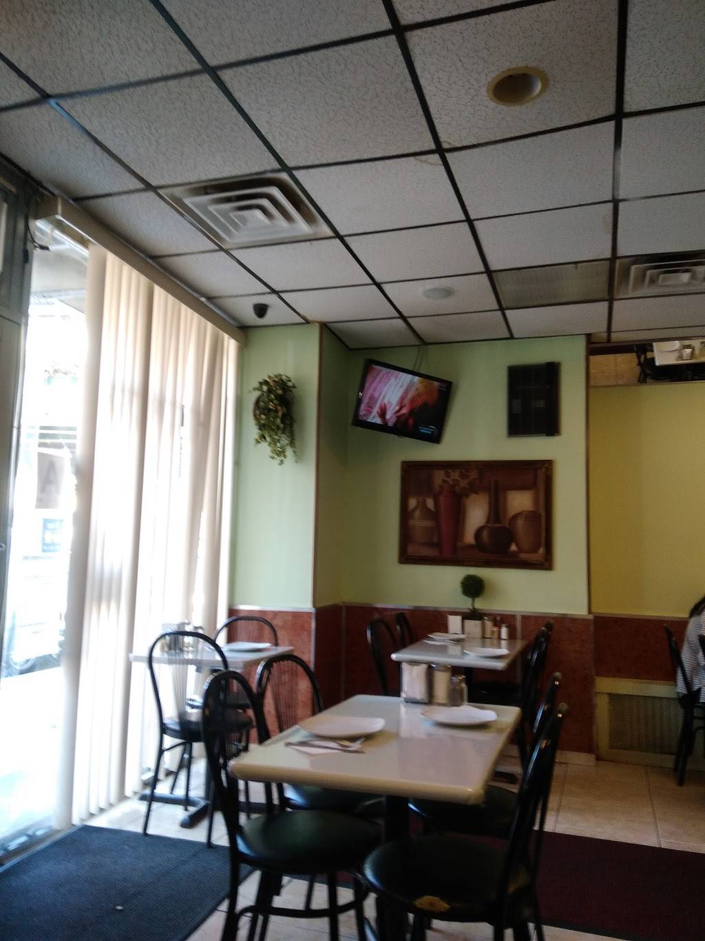 Euroasia Cafe | restaurant | 602 Brighton Beach Ave, Brooklyn, NY 11235, USA | 7188910008 OR +1 718-891-0008
