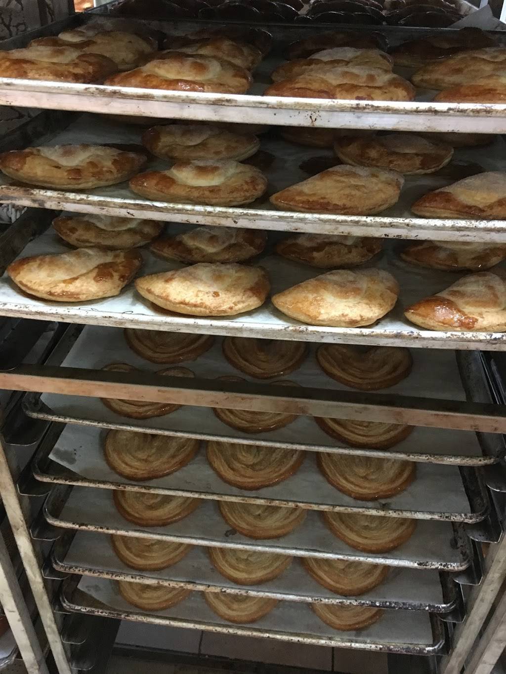 Sweet dreams delight | bakery | 1267 Broadway Ave, Seaside, CA 93955, USA | 8318845813 OR +1 831-884-5813