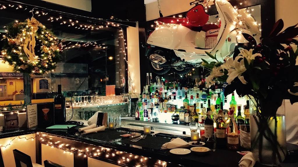 Armondos | restaurant | 7316 Northern Blvd, Jackson Heights, NY 11372, USA | 7188980113 OR +1 718-898-0113