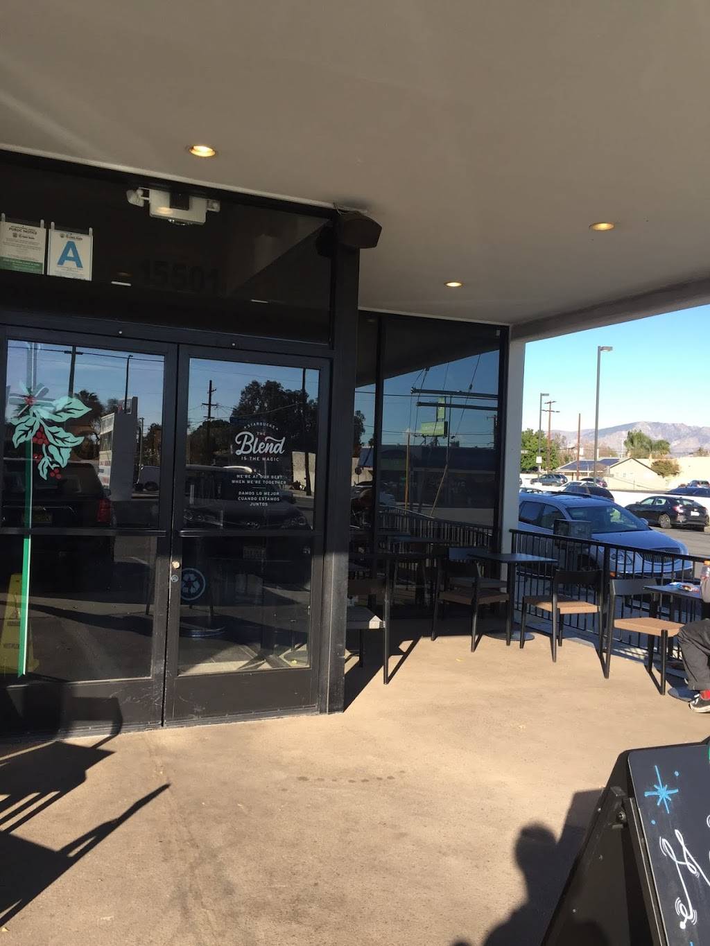 Starbucks | cafe | 15501 Devonshire Blvd, Mission Hills, CA 91345, USA | 8188305085 OR +1 818-830-5085