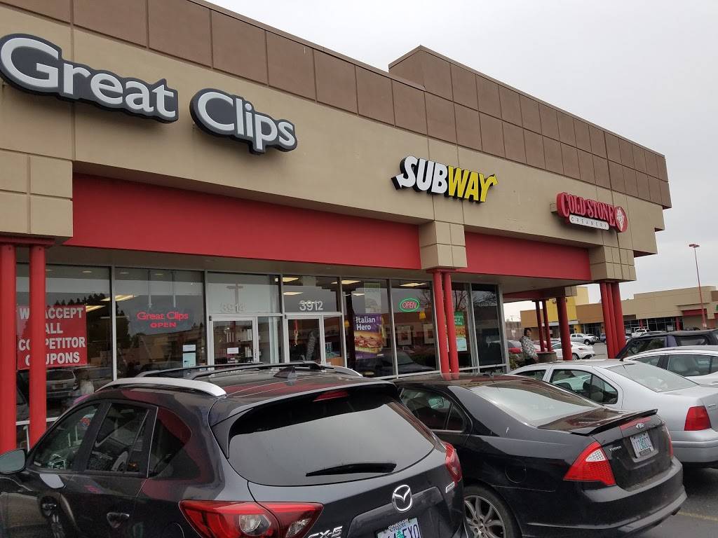 Subway | meal takeaway | 3912 Center St NE, Salem, OR 97301, USA | 5033999801 OR +1 503-399-9801