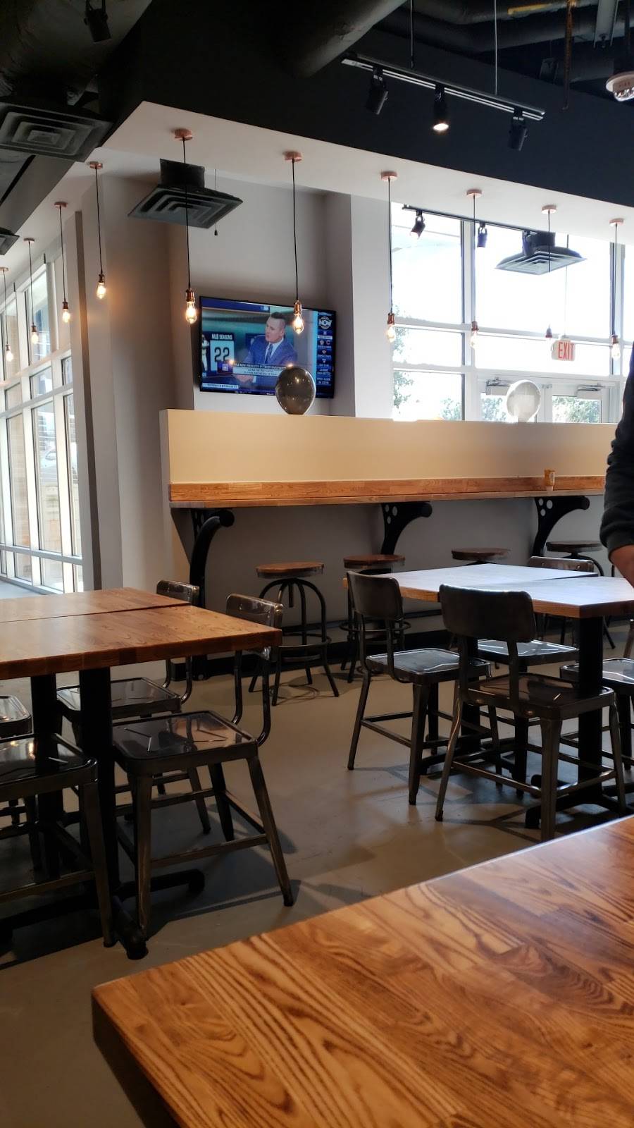 BurgerIM | restaurant | 115 W 2nd St, Arlington, TX 76010, USA | 8174229194 OR +1 817-422-9194